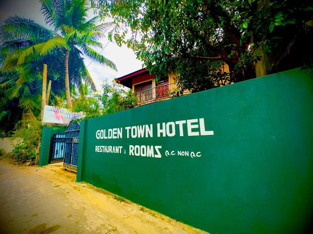 Golden Town Hotel タンガラ エクステリア 写真